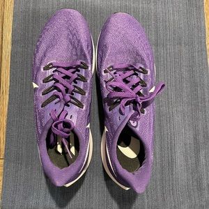 Women’s Nike shoes